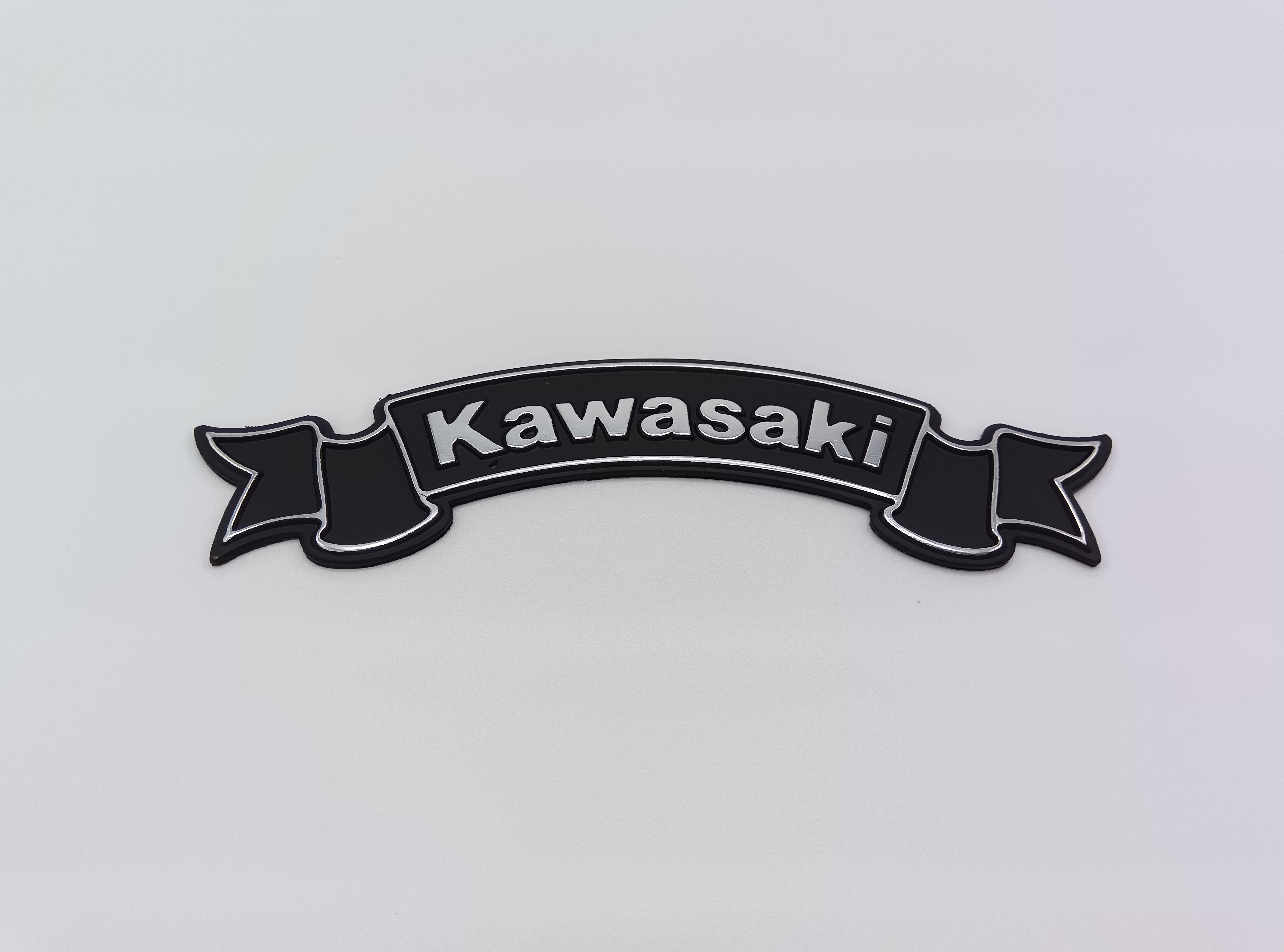 1986年 ELIMINATOR400 FUEL TANK EMBLEM "Kawasaki"
